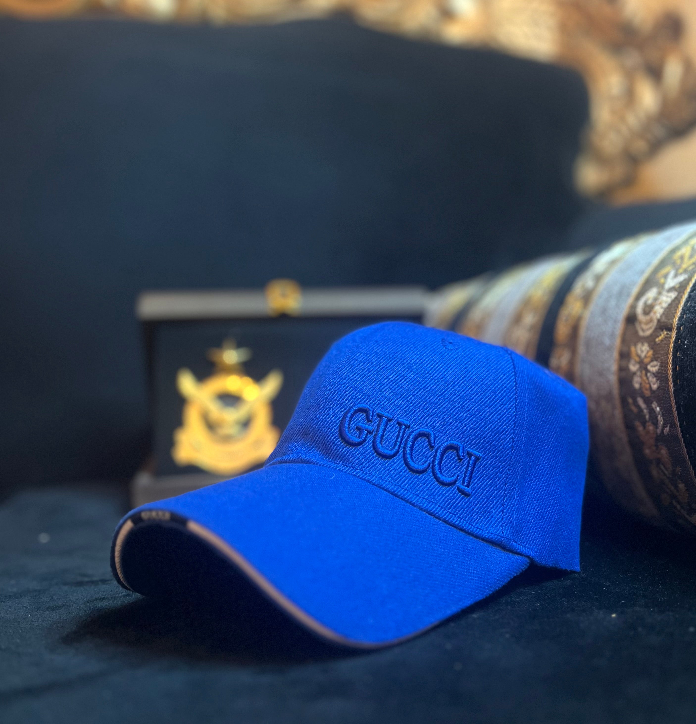 Gucci printed caps